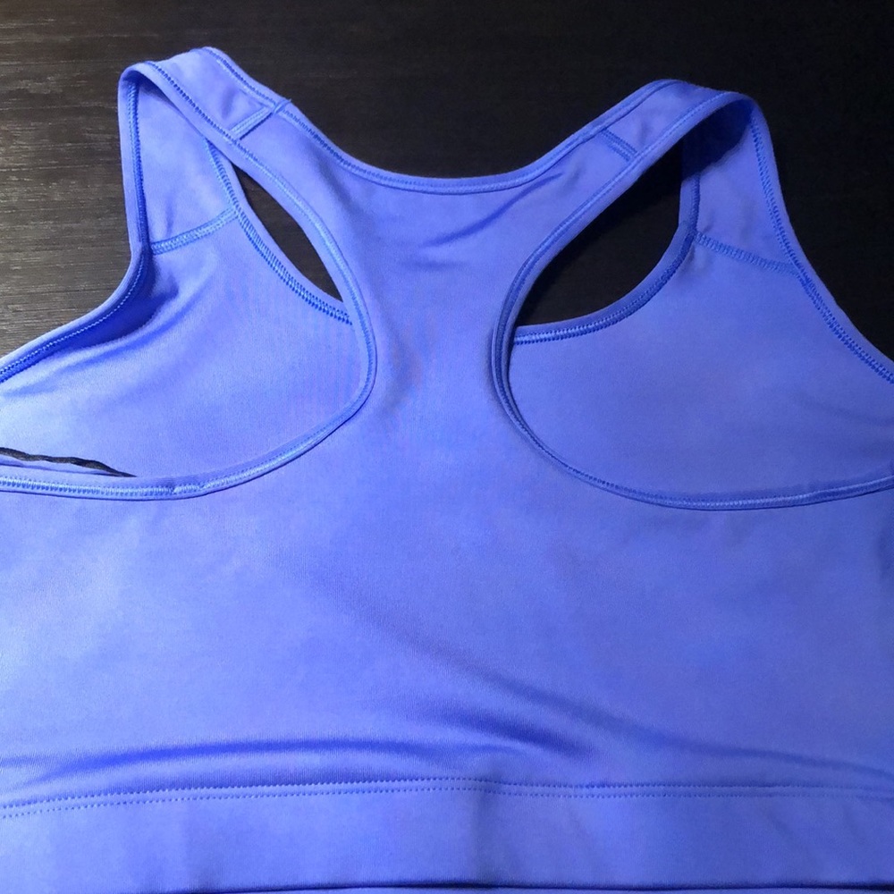 Women’s Nike Plus Size bra - Picture 2 of 2